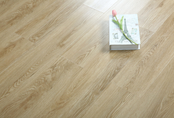 Embossed Surface Luxury Vinyl Plank Flooring , 4mm - 6mm Anti Slip Vinyl Flooring